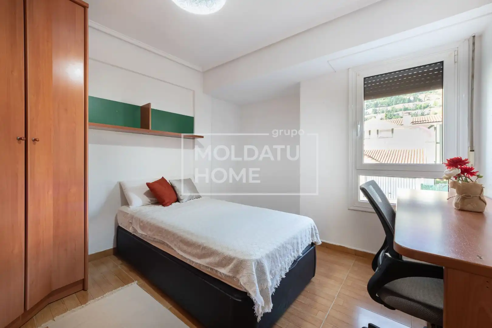 Habitación de Piso en venta en Lemoa con Calefacción, Terraza y Trastero