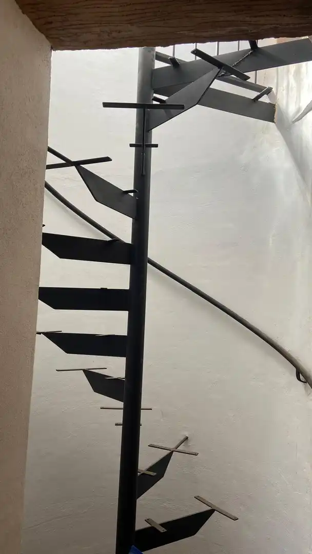 Vista exterior de Casa o xalet en venda en Guadix amb Moblat
