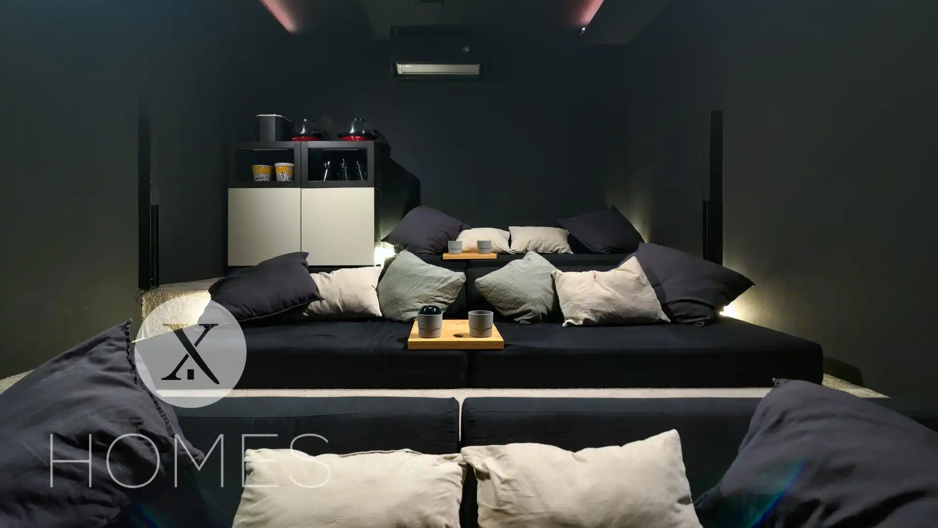 Sala d'estar de Casa o xalet en venda en Chiva amb Aire condicionat, Jardí privat i Terrassa