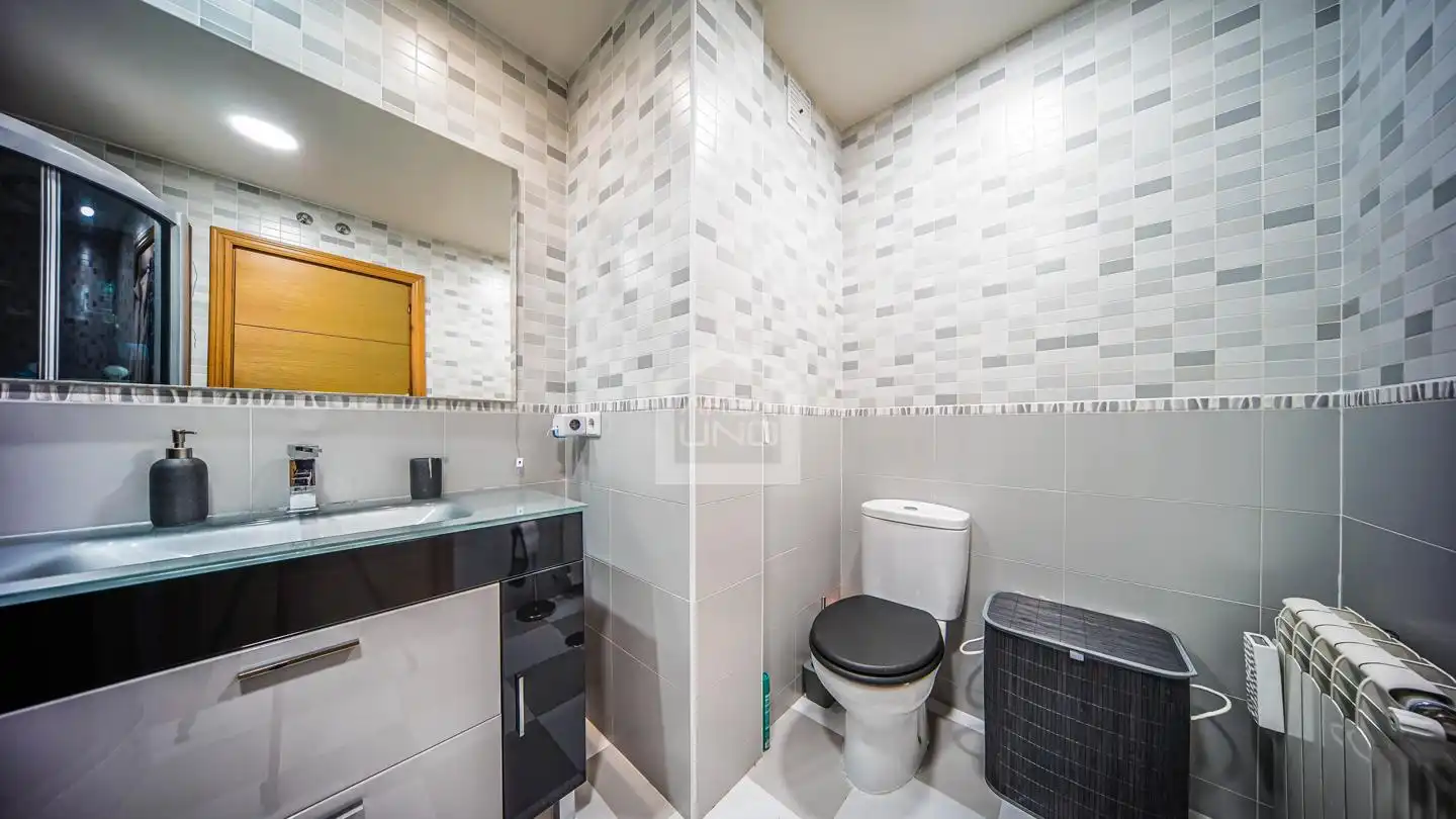 Bathroom of Attic for sale in Fuenlabrada  with Heating and Terrace