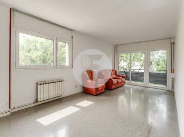 Piso con balcón en venta en Ciutat Vella