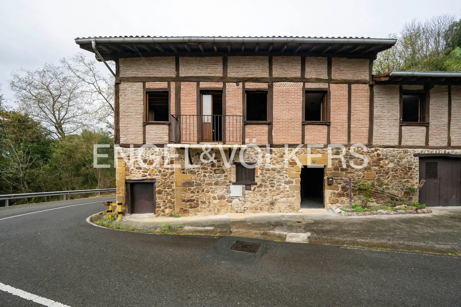 Vista exterior de Casa o chalet en venta en Donostia - San Sebastián  con Calefacción y Balcón