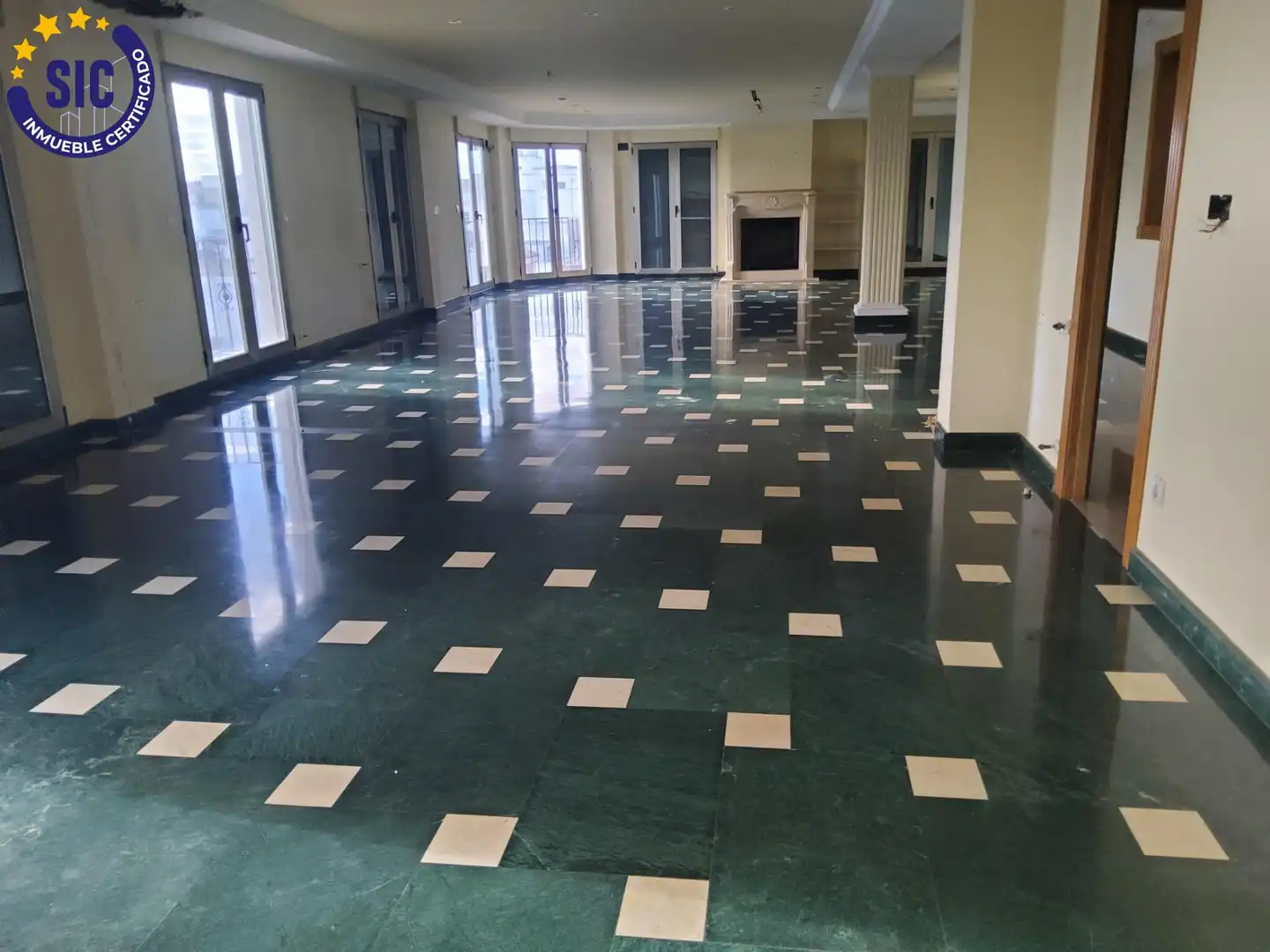 Ático en venta en Carlet con Calefacción, Trastero y Balcón