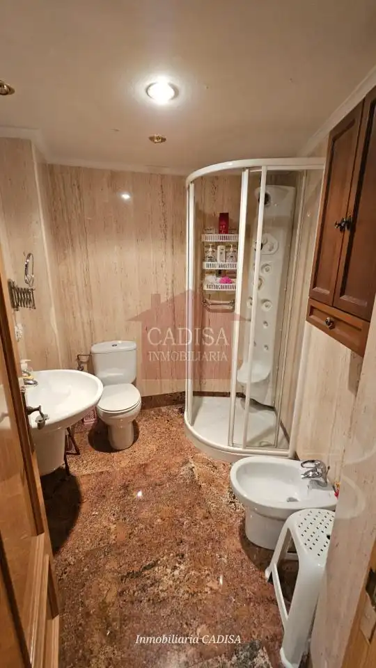 Bedroom of Flat for rent in Salamanca  with Air Conditioner, Heating and Furnished