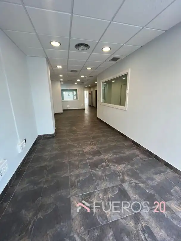 Business premises to rent in Bagatza - San Vicente