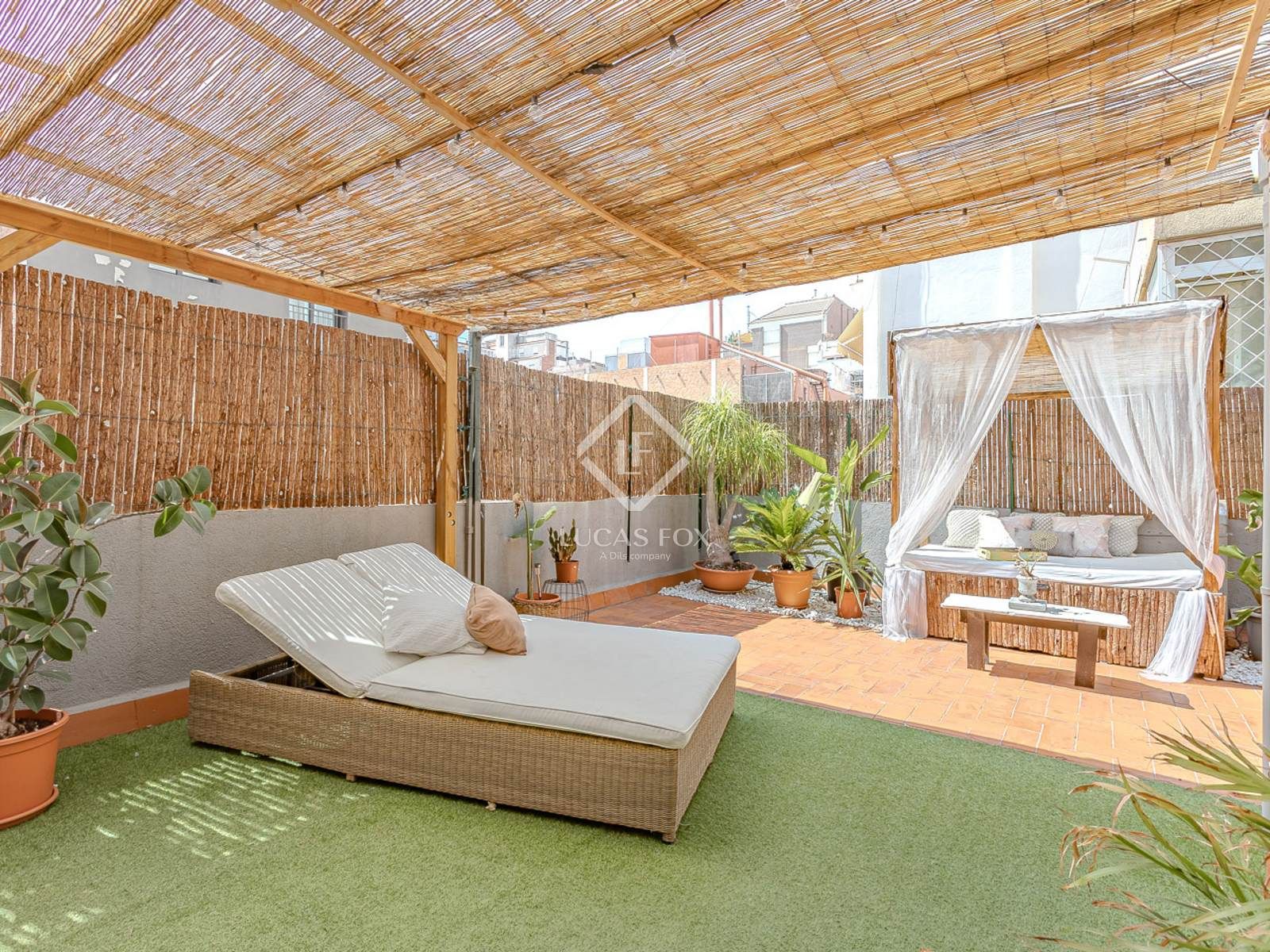 Terrace of Attic to rent in  Barcelona Capital  with Air Conditioner, Terrace and Furnished