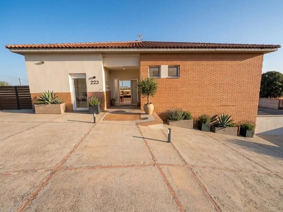 Houses for sale in Avenida del Aguila Real, Layos