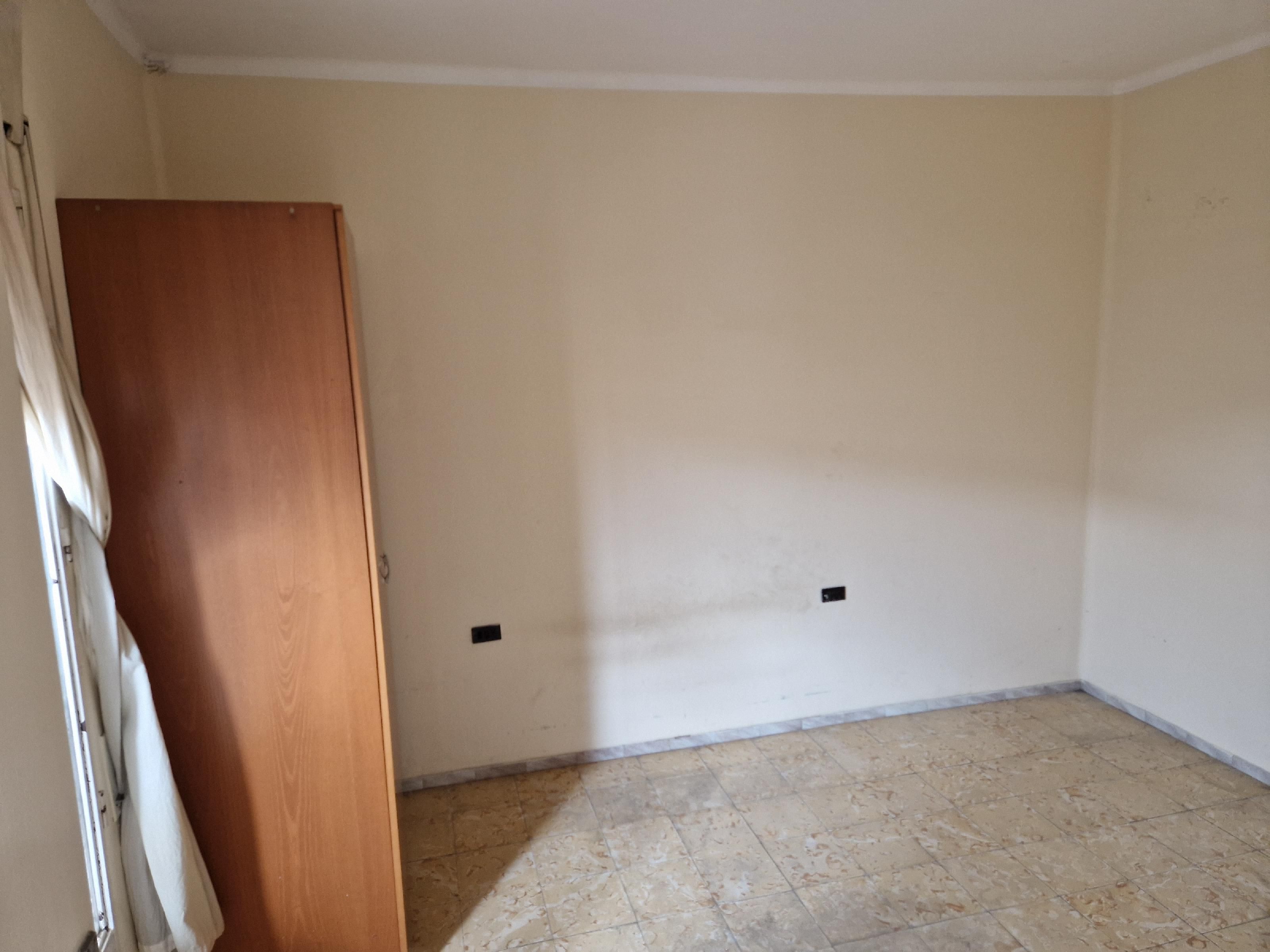 Flat for sale in  Lleida Capital  with Heating, Parquet flooring and Storage room