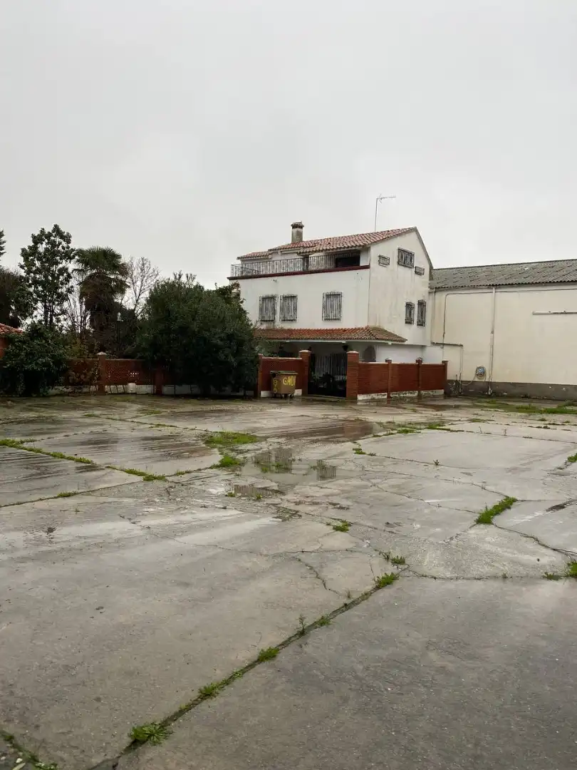 Industrial building for sale in Carretera Jarandilla 35, imagen 13