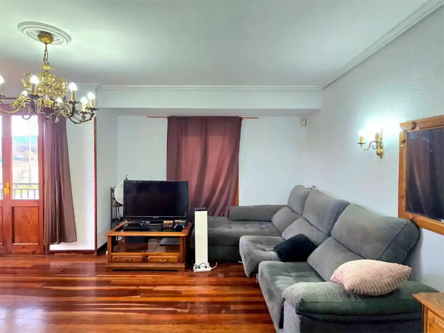 Sala d'estar de Pis en venda en Valdegovia / Gaubea amb Jardí privat, Parquet i Traster