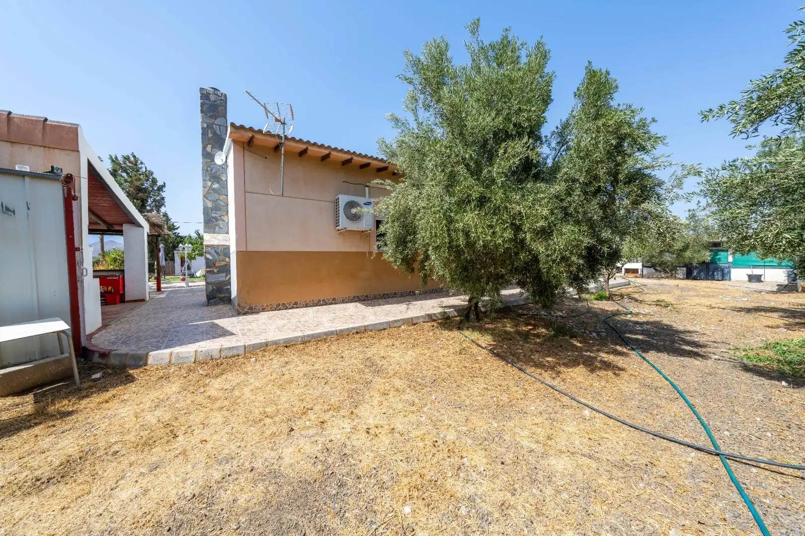 Vista exterior de Finca rústica en venta en Tabernas con Aire acondicionado, Jardín privado y Piscina