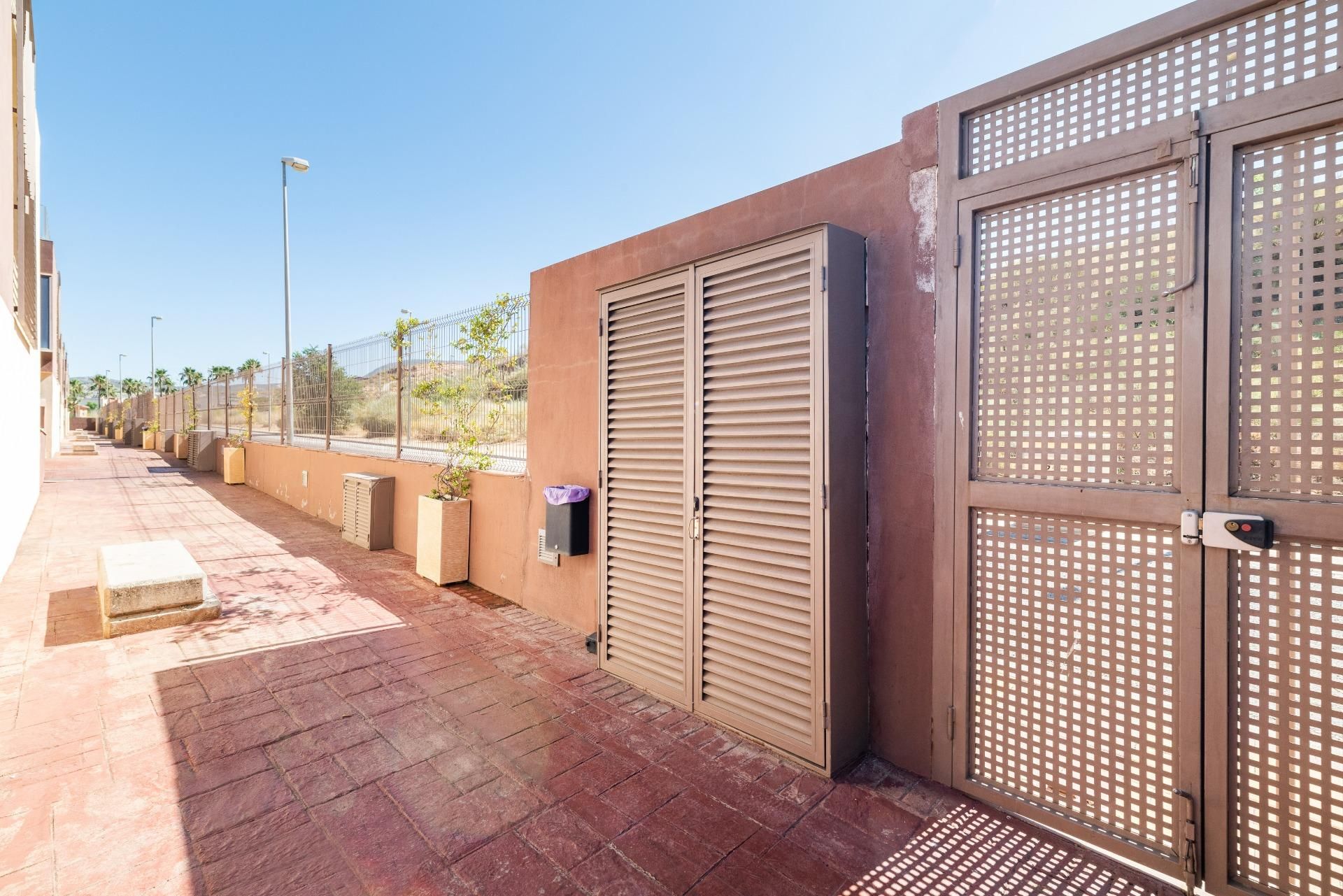 Casa adosada en venda a Calle ORION, 5, Jun