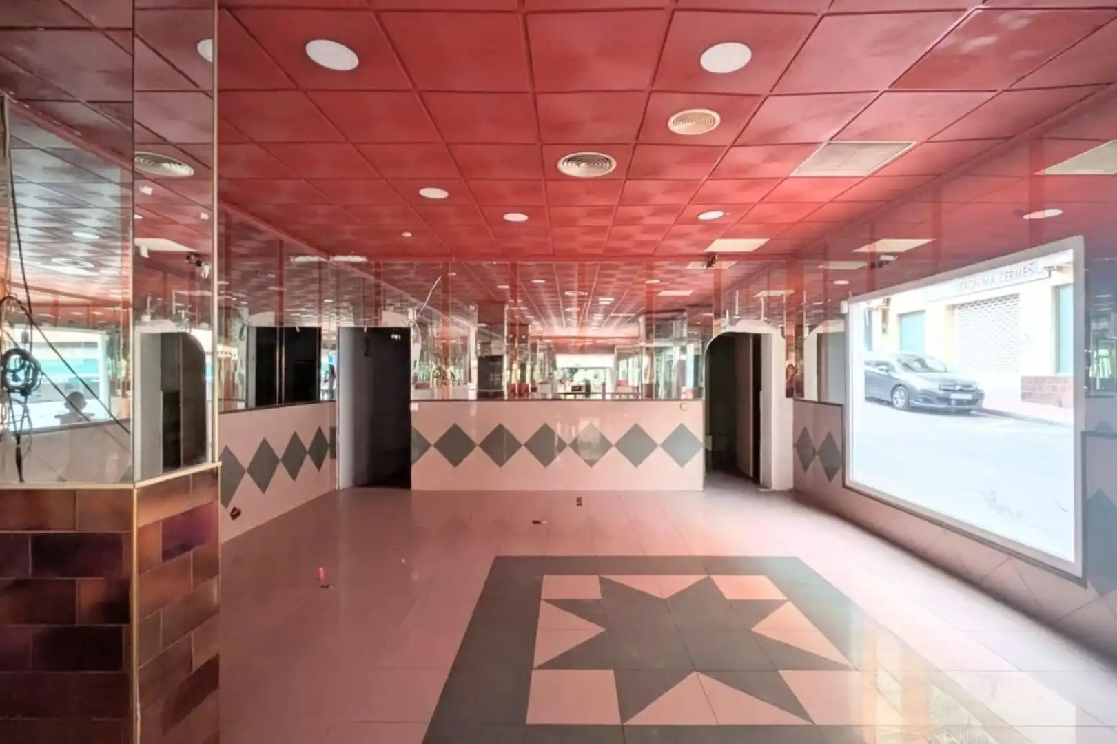 Commercial properties for sale in Murcia  with Air Conditioner