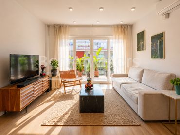 Flat with lift for sale in Eixample