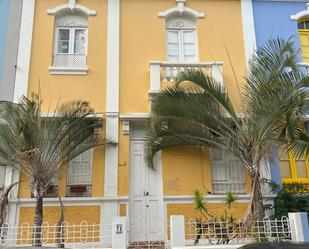 Vista exterior de Casa o xalet en venda en  Santa Cruz de Tenerife Capital amb Terrassa i Balcó