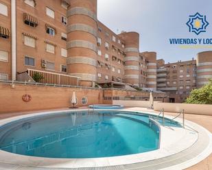 Swimming pool of Flat for sale in  Granada Capital  with Air Conditioner, Heating and Community pool