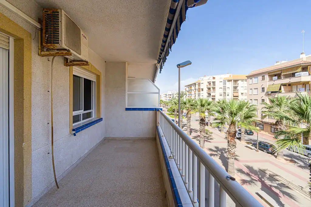 Pis en venda a C/ Puerta de Riad I esq Av Cervantes y plaza Porti, Pueblo