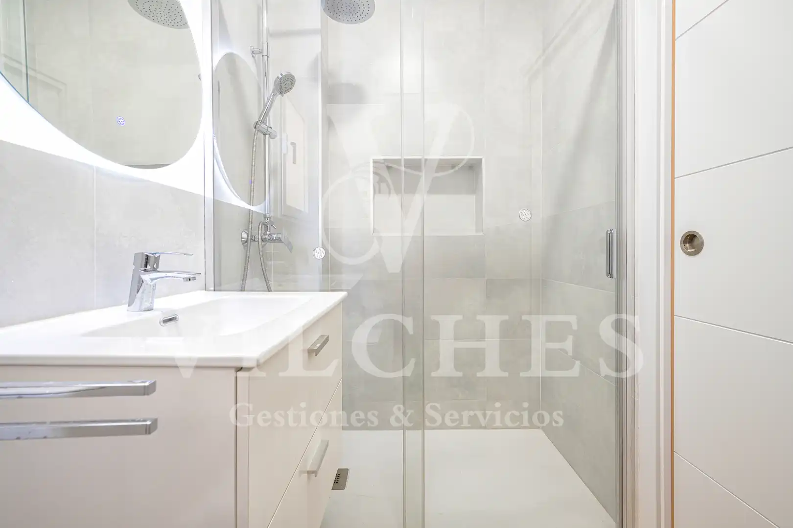 Bathroom of Flat for rent in Las Palmas de Gran Canaria  with Furnished