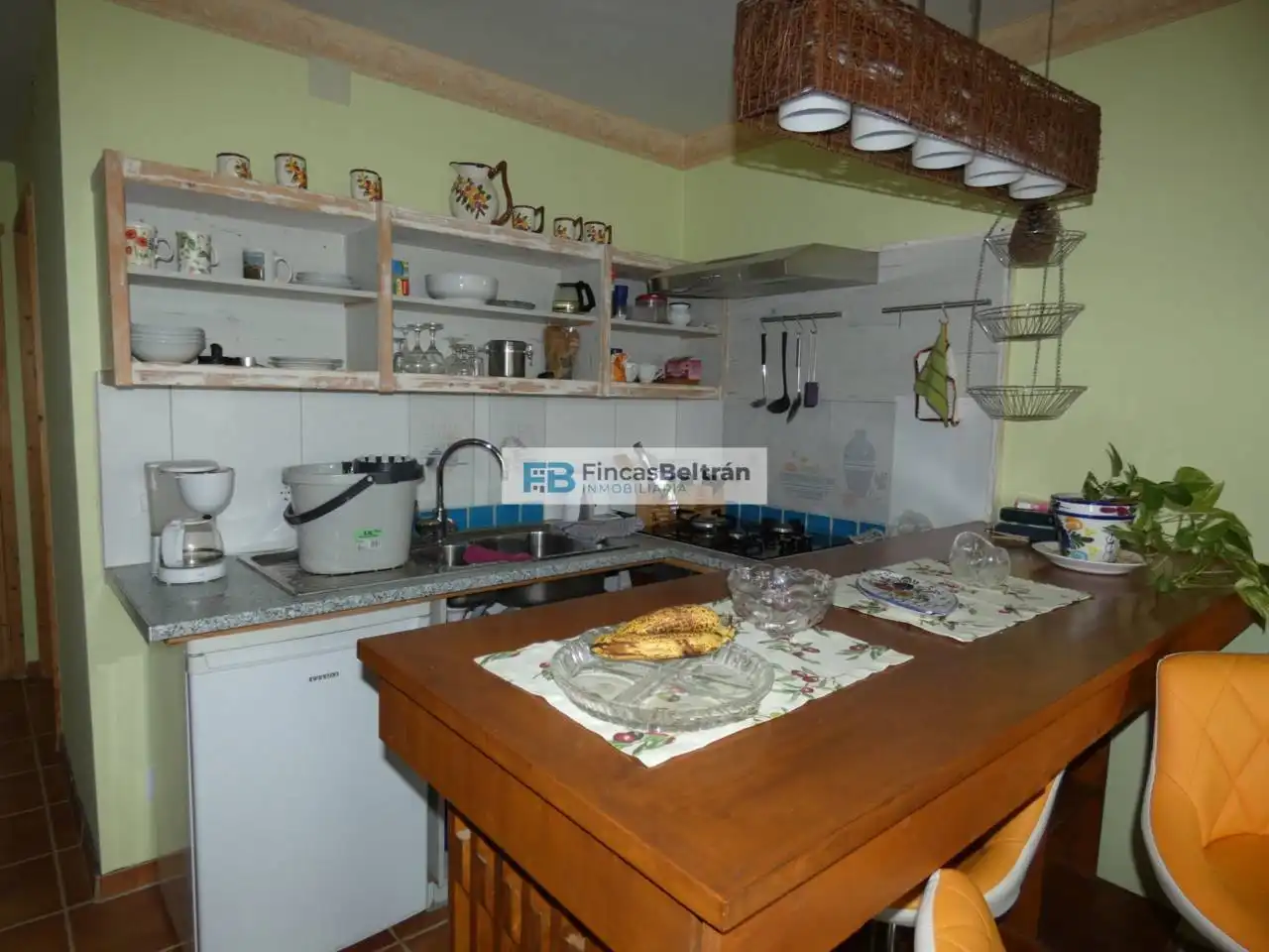 Cuina de Casa o xalet en venda en Cervera del Maestre amb Calefacció, Jardí privat i Terrassa
