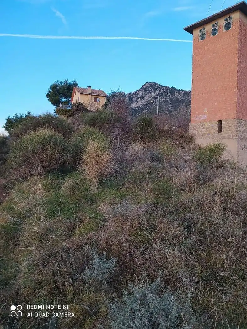 Wohnbaugrundstück zum Verkauf in Berga, imagen 7