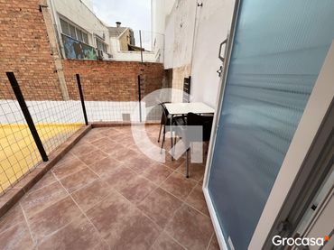 Local comercial en venta en CL ALMENDRO