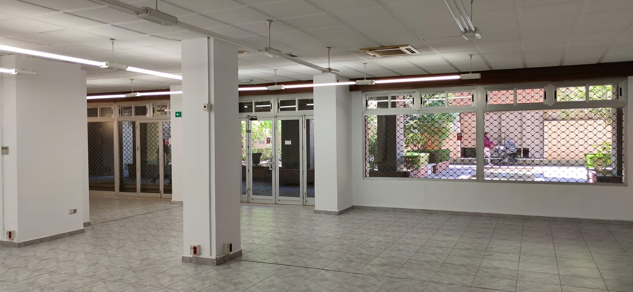 Premises to rent in San Ildefonso, Beiro