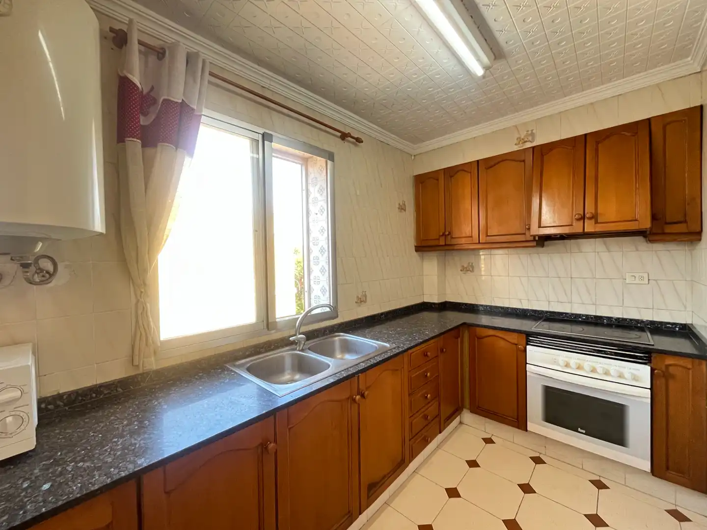 Cuina de Pis en venda en Sagunto / Sagunt amb Moblat, Forn i Microones