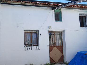 House with balcony for sale in Plaza Cruz de Hierro 1