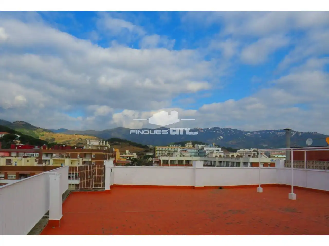 Terraza de Piso de alquiler en Calella con Aire acondicionado, Calefacción y Terraza