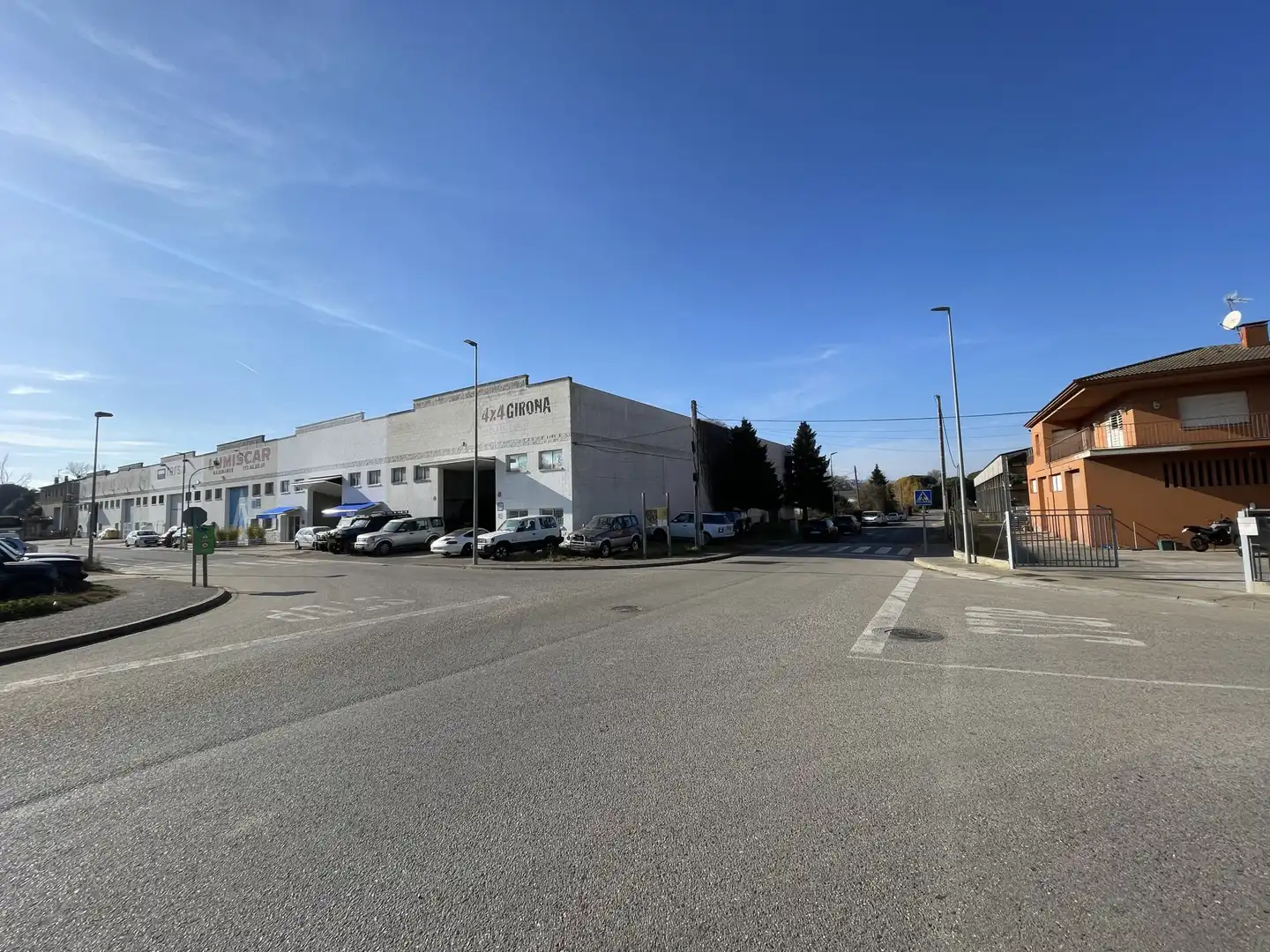 Vista exterior de Terreno industrial en venta en Llambilles