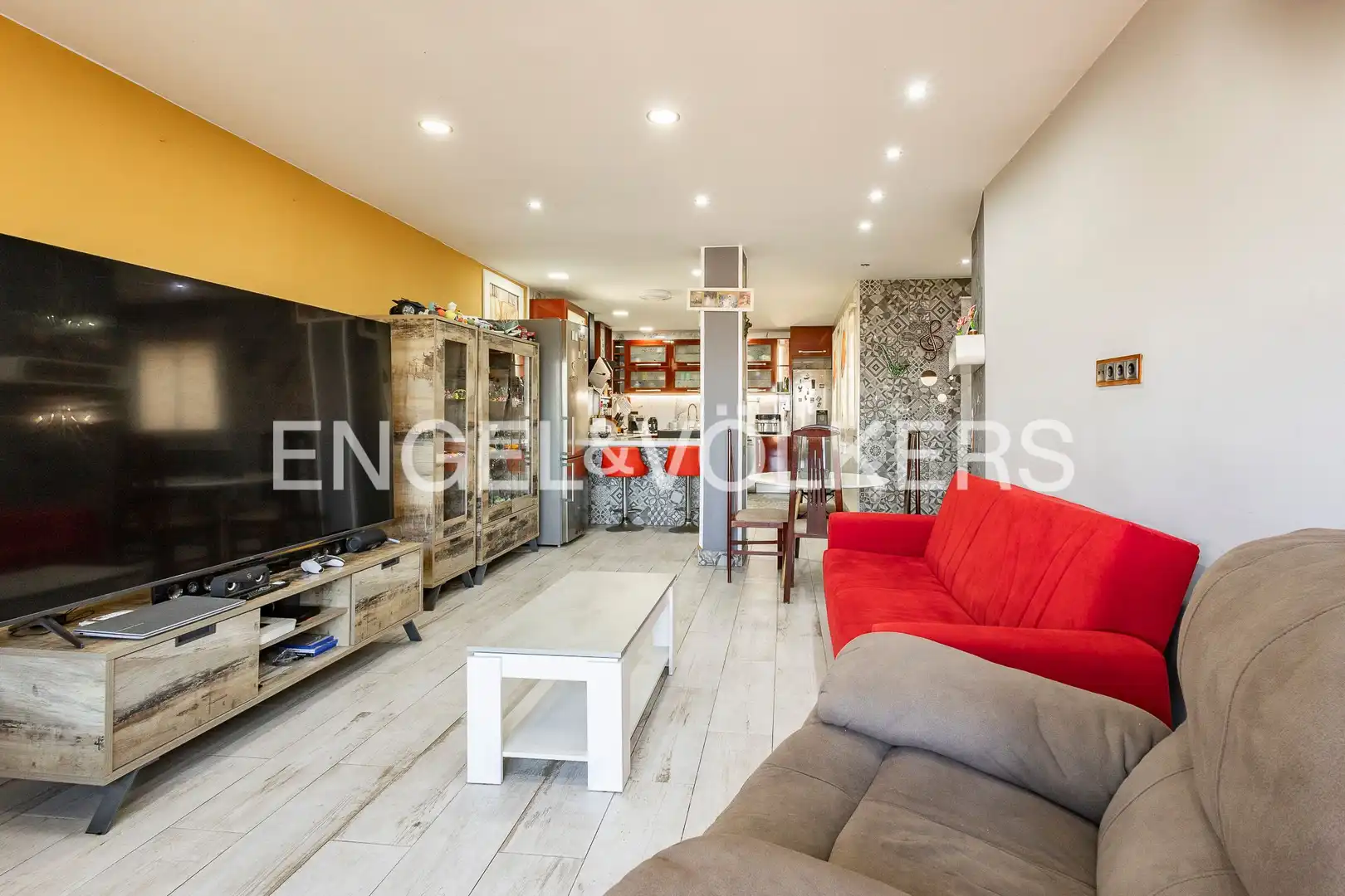 Living room of Flat for sale in El Prat de Llobregat  with Air Conditioner and Heating
