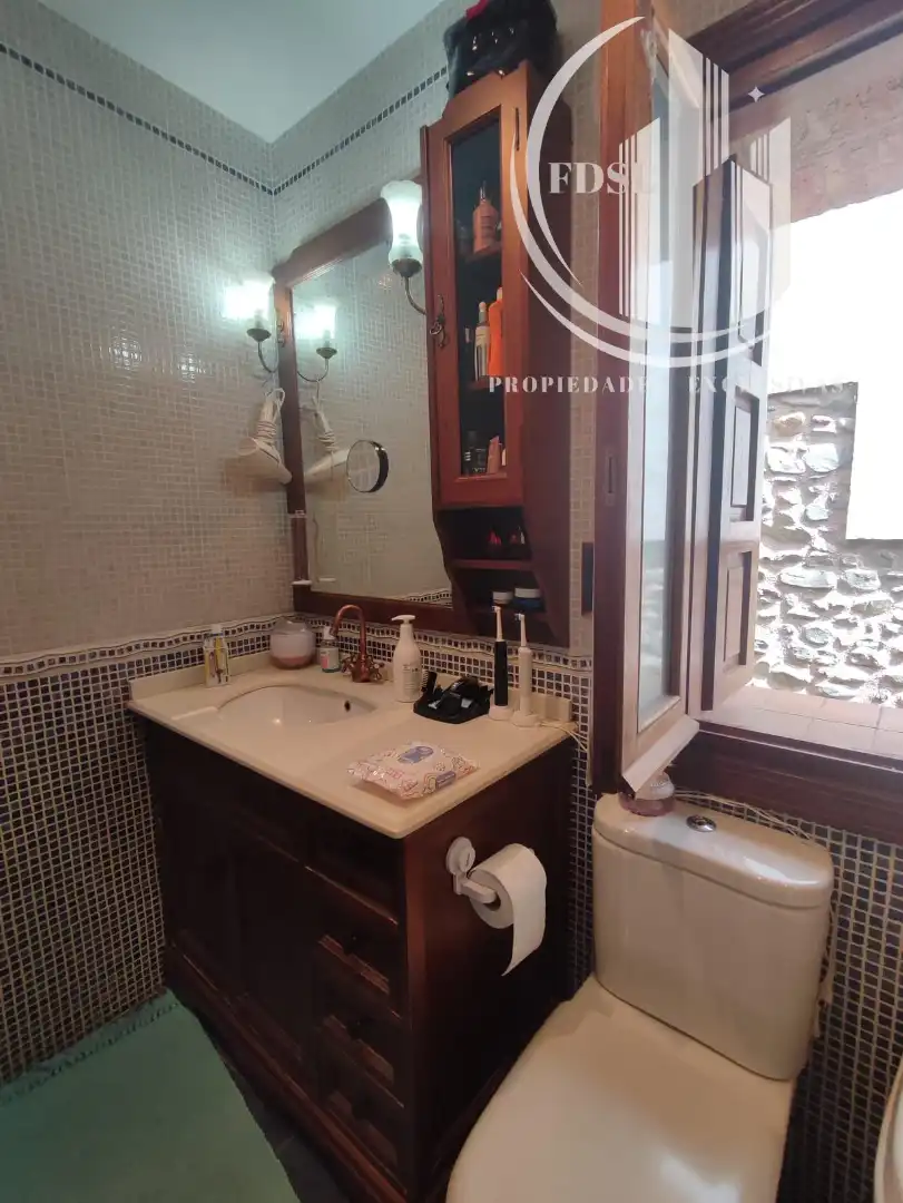 Baño de Casa adosada en venta en Ojacastro con Terraza, Trastero y Amueblado