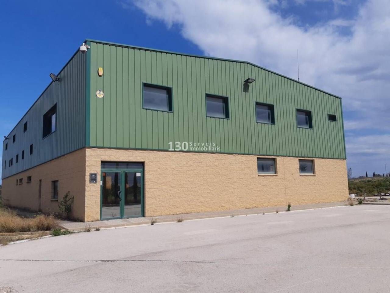 Exterior view of Industrial buildings for sale in El Far d'Empordà