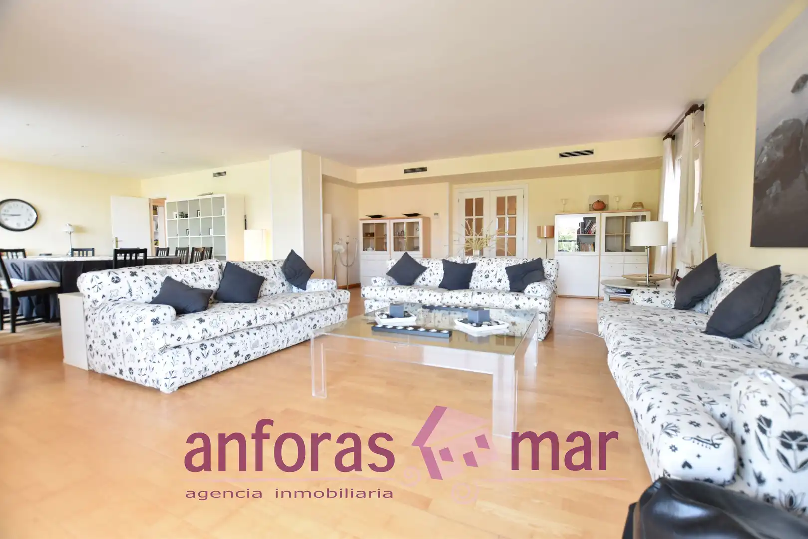 Penthouse with terrace for sale in Passeig de Rafael Campalans, imagen 2