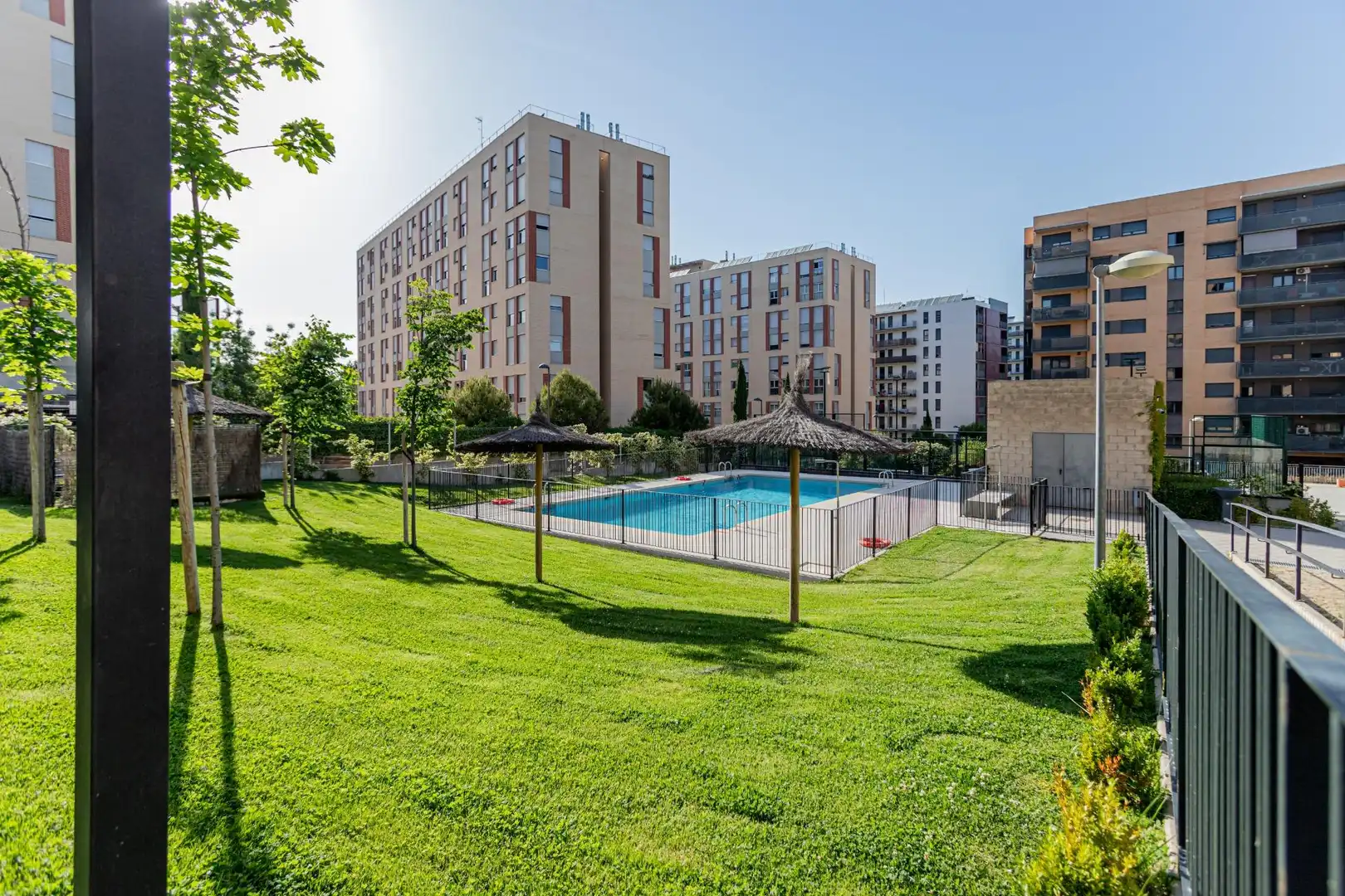 Swimming pool of Flat for rent in Tres Cantos  with Heating, Storage room and Community pool