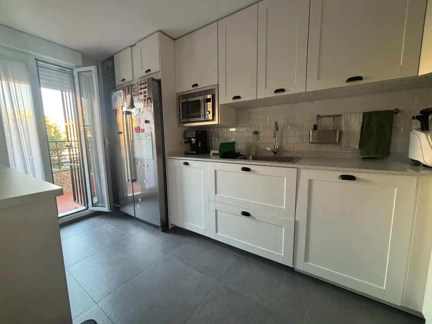Küche von Wohnung zum Verkauf in Sevilla mit Klimaanlage, Heizung und Terrasse