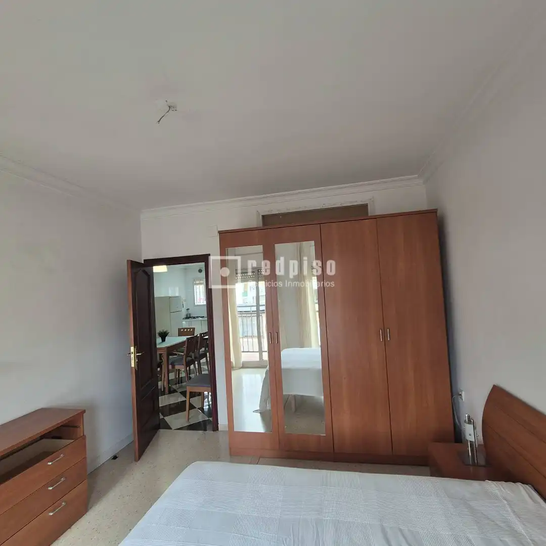 Bedroom of Flat for sale in Sevilla  with Air Conditioner, Heating and Terrace