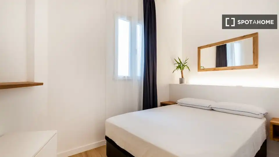 Piso con terraza en alquiler en Ciutat Vella, imagen 16