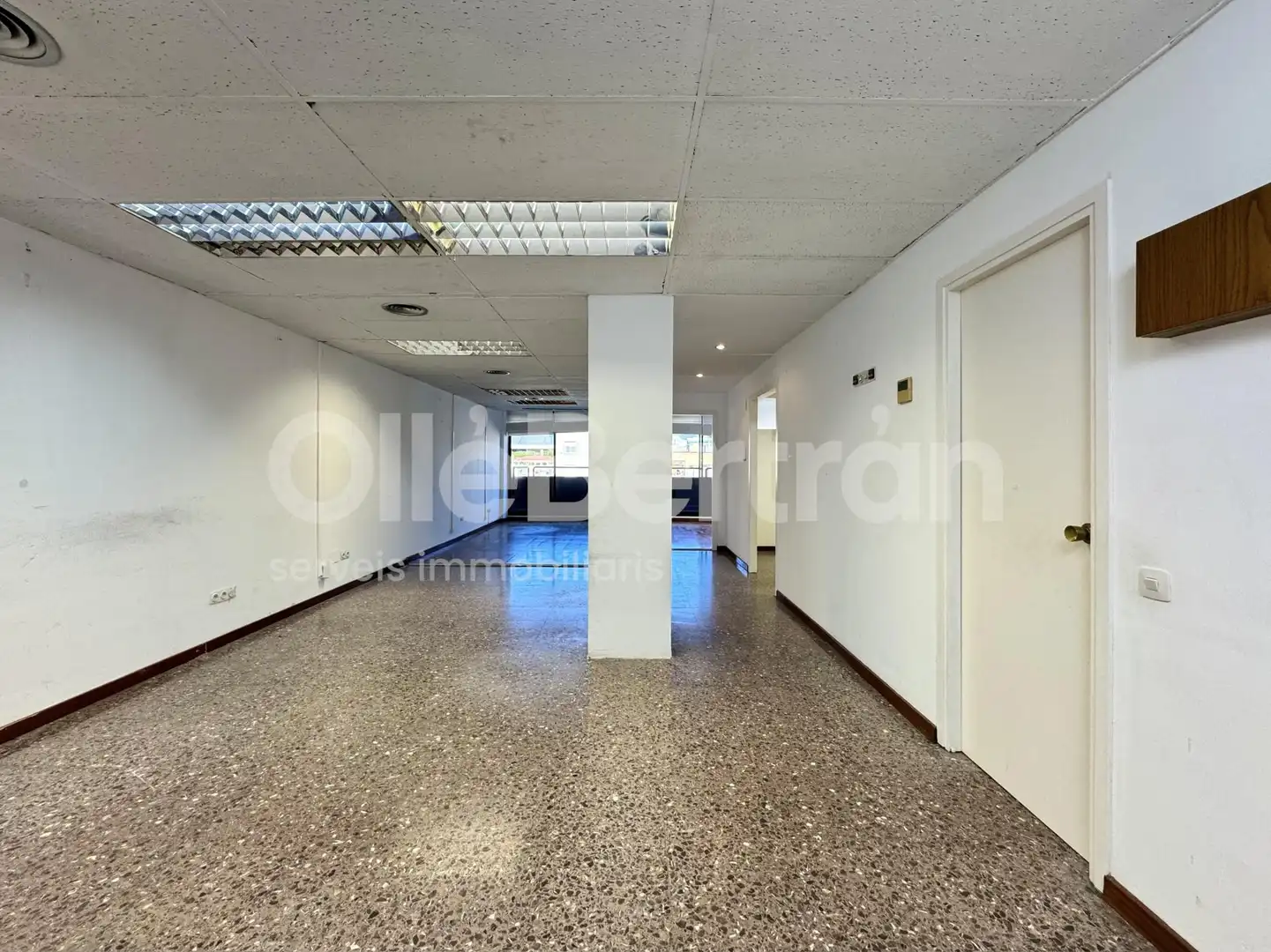 Bureau avec ascenseur à louer à de la Diputació, imagen 39