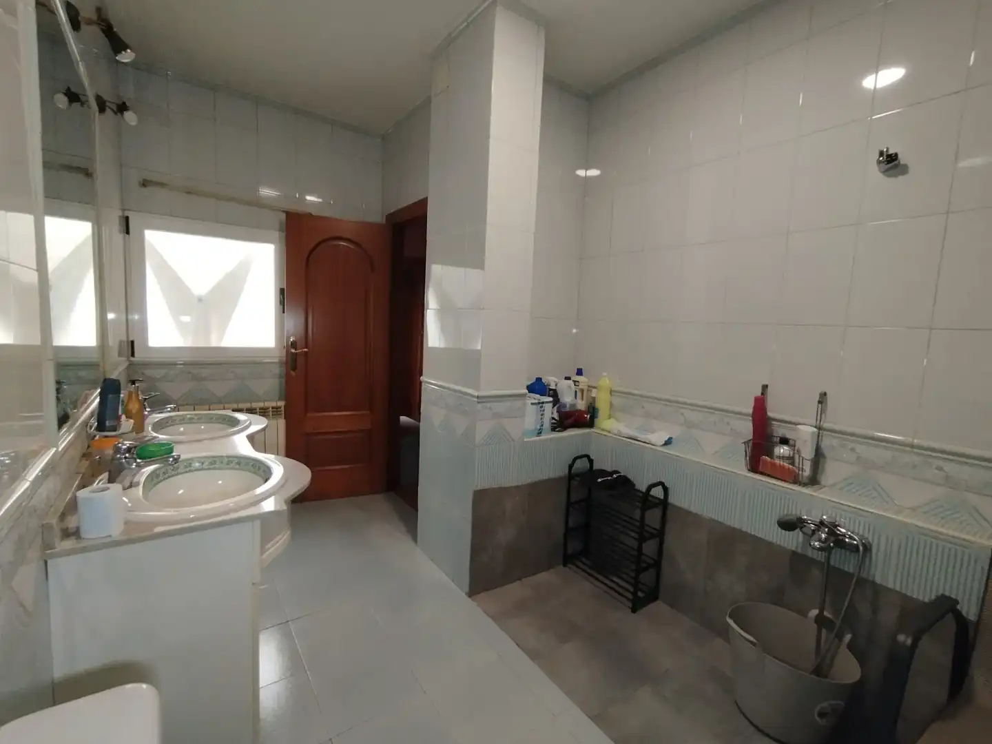 Bathroom of Detached homes for sale in Tomelloso  with Air Conditioner, Heating and Private garden