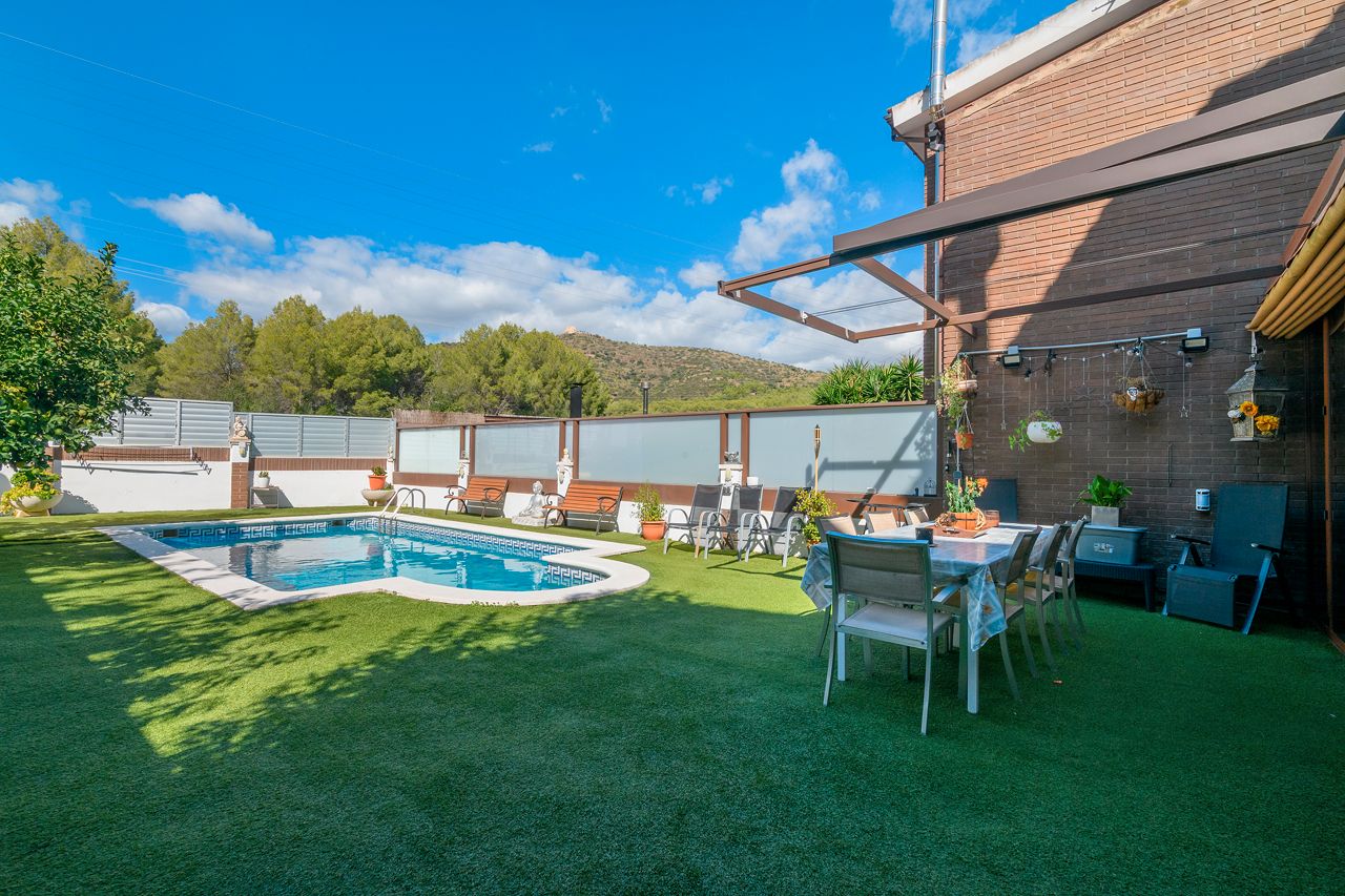 Garden of House or chalet for sale in Viladecans  with Air Conditioner, Heating and Private garden