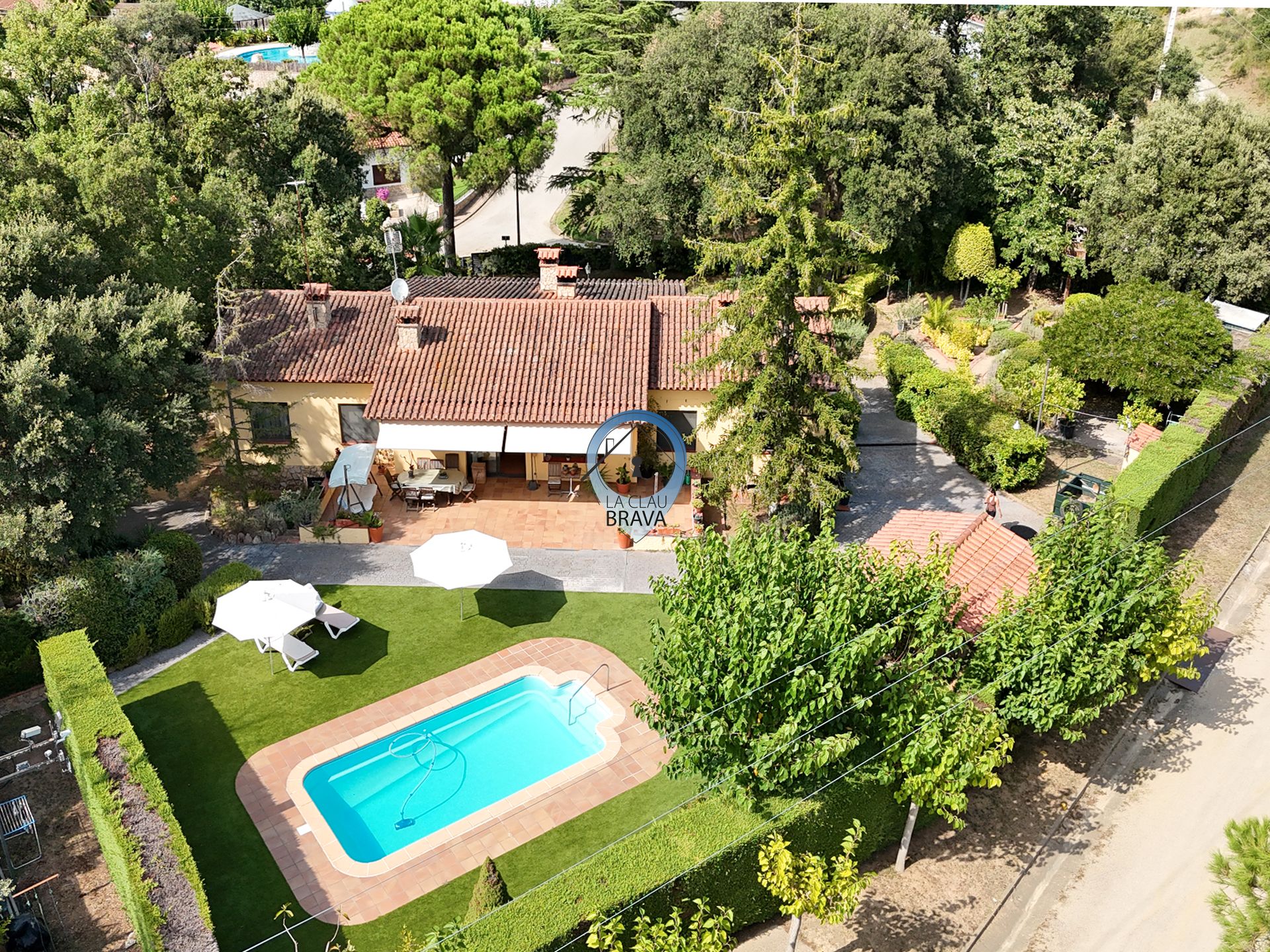Vista exterior de Casa o xalet en venda en Caldes de Malavella amb Calefacció, Jardí privat i Terrassa