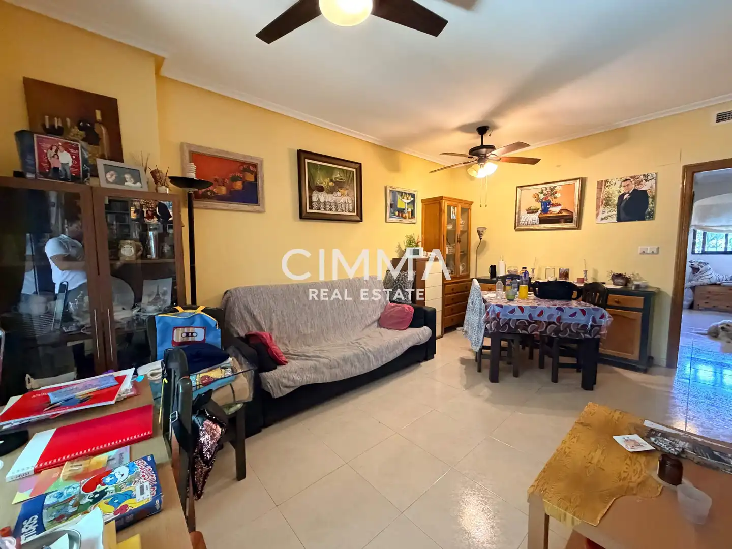 Wohnzimmer von Erdgeschoss zum Verkauf in Villajoyosa / La Vila Joiosa mit Privatgarten, Terrasse und Schwimmbad