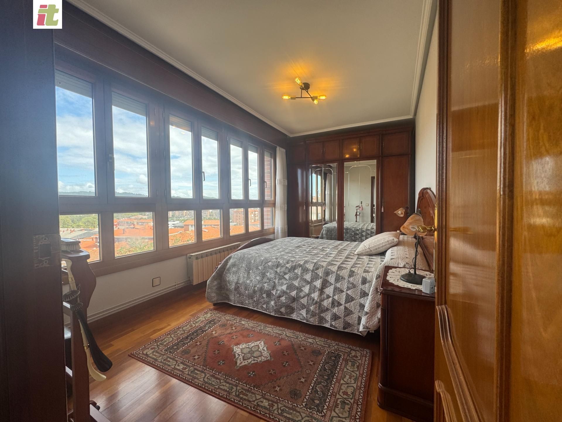Bedroom of Flat to rent in Getxo 