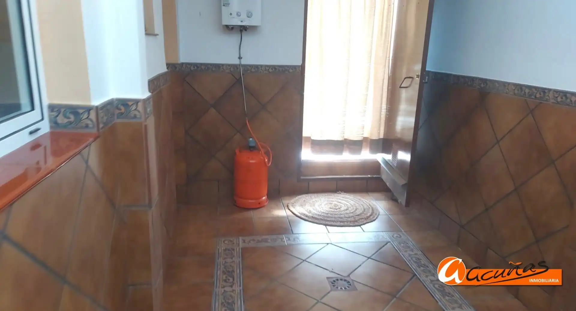 Bathroom of Detached homes for sale in Cuevas Bajas  with Storage room
