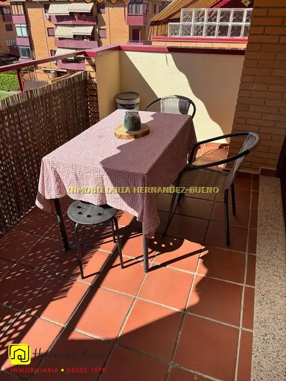 Dúplex de alquiler en Salamanca con Calefacción, Terraza y Piscina