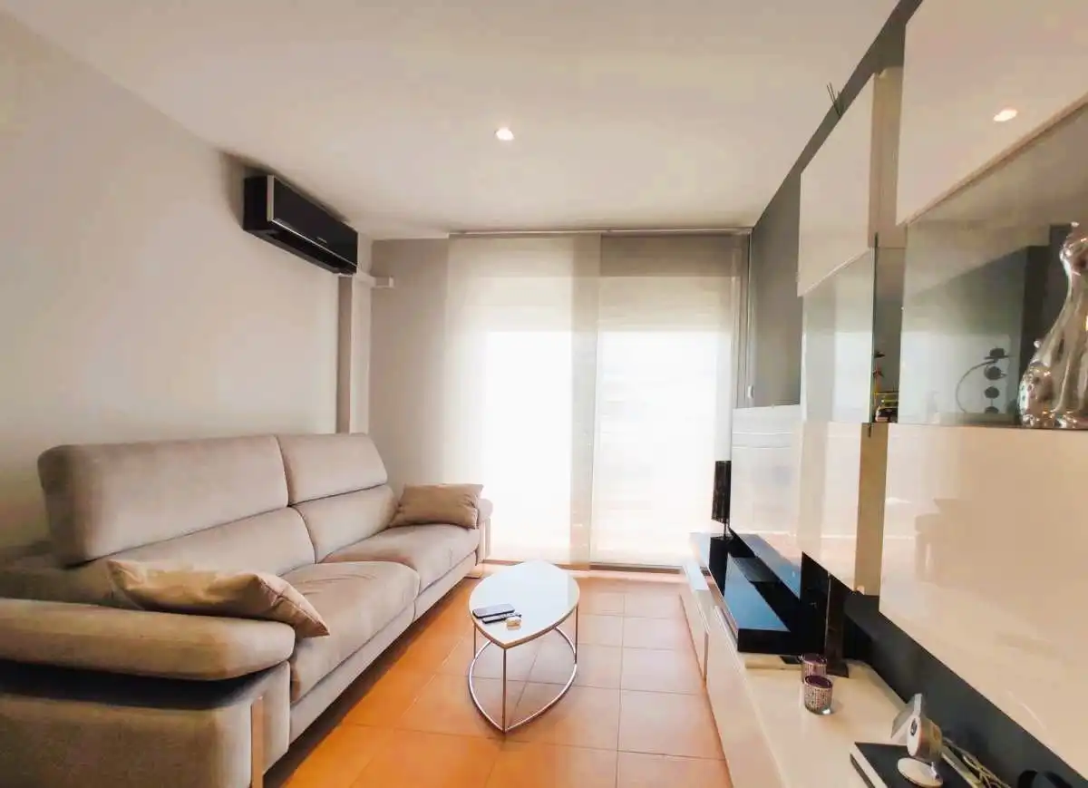 Sala de estar de Apartamento en venta en Canet d'En Berenguer con Aire acondicionado, Amueblado y Piscina comunitaria