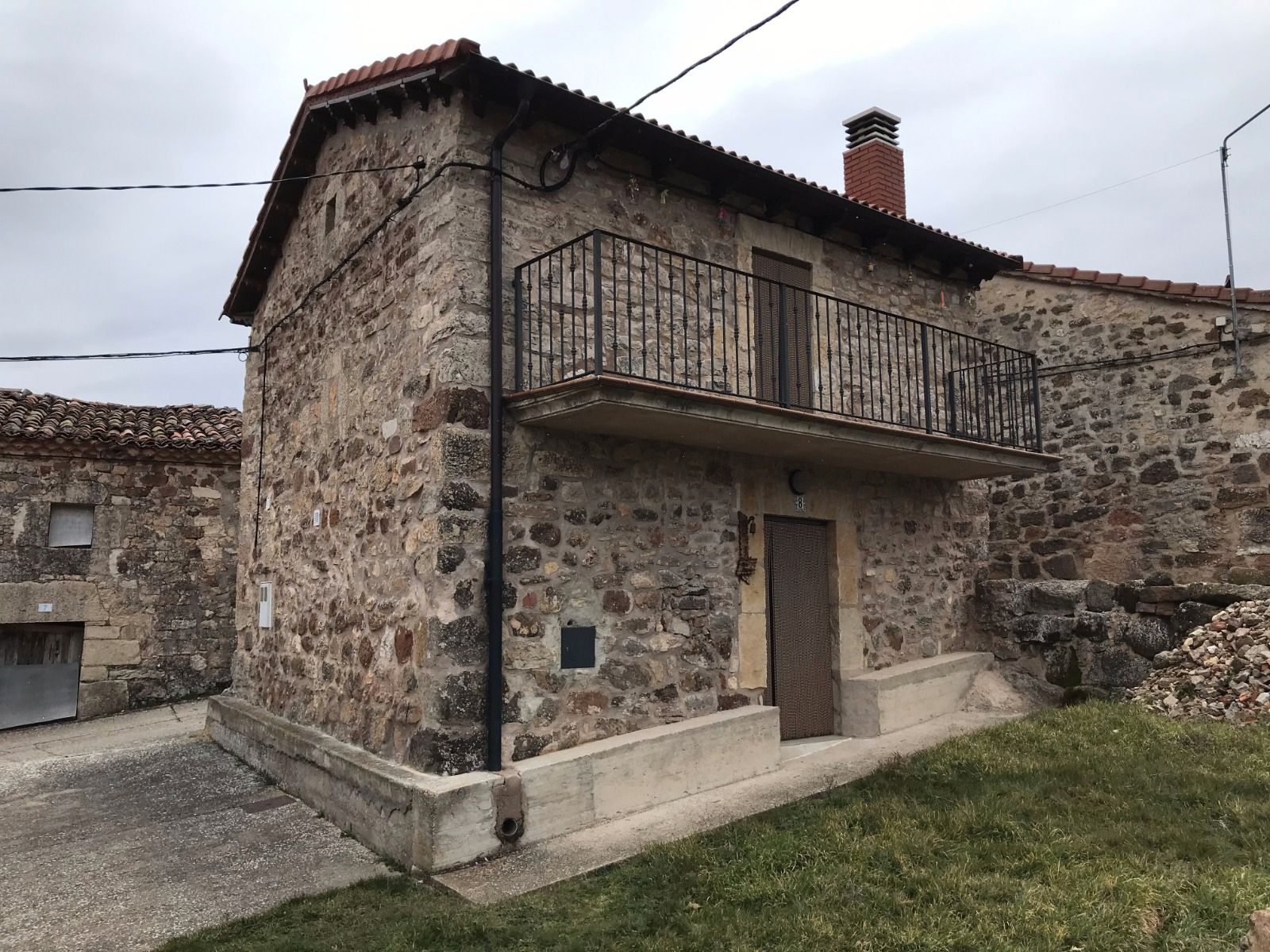 Exterior view of House or chalet for sale in Torrelara  with Balcony