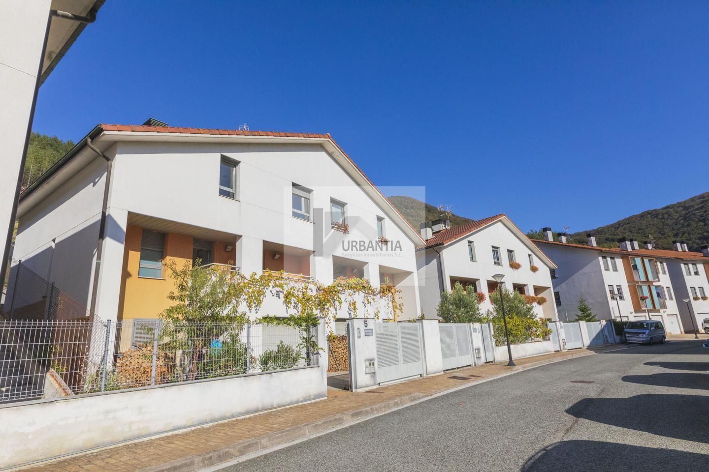 Single-family semi-detached for sale in Iruzelai, Esteribar