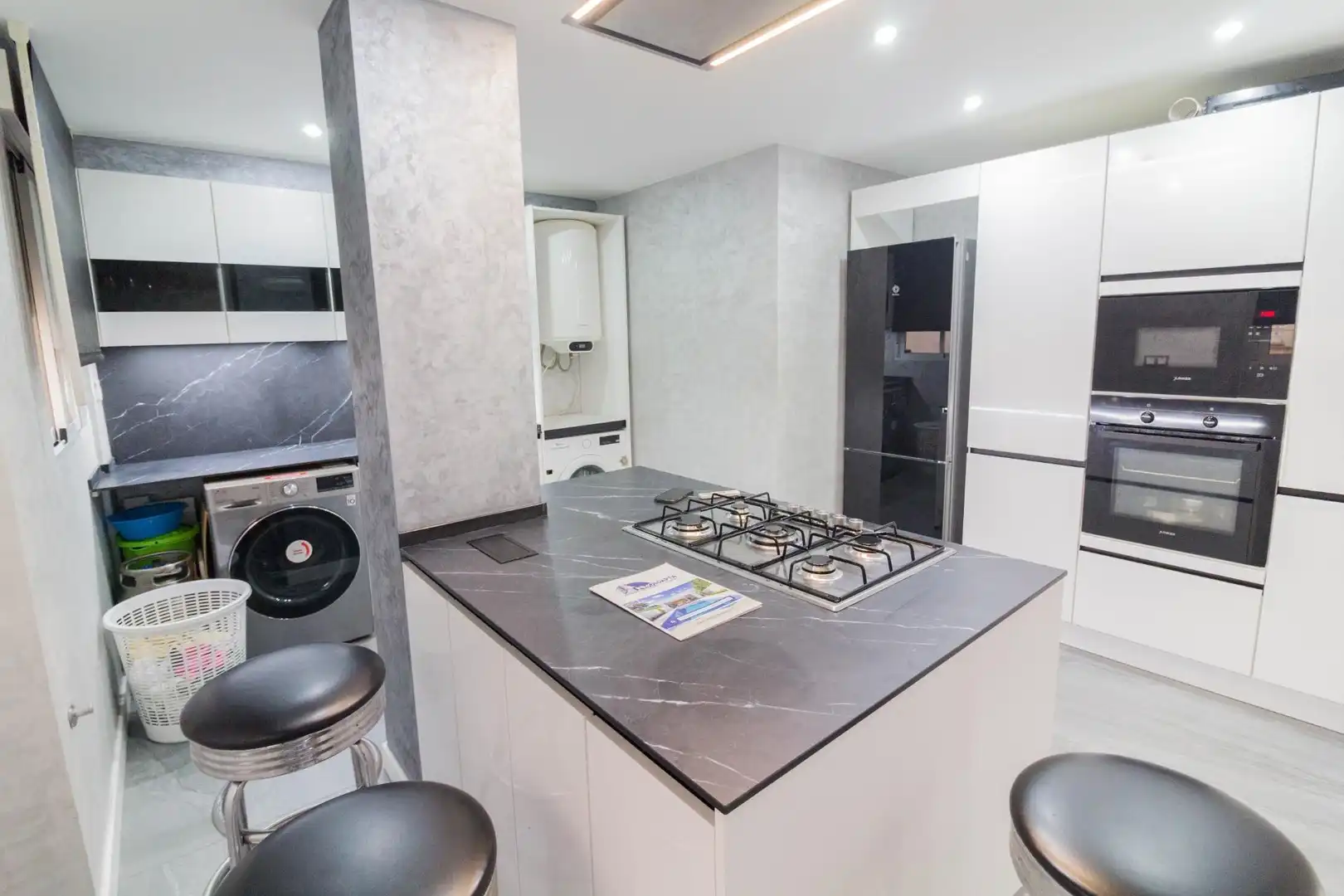 Kitchen of Flat for rent in Orihuela  with Air Conditioner, Terrace and Balcony